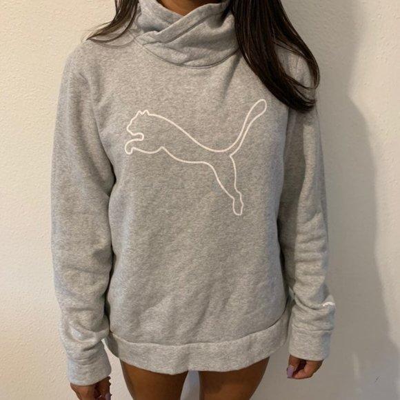 Puma Sweaters - Puma Grey Ladies Hoodie Sz L